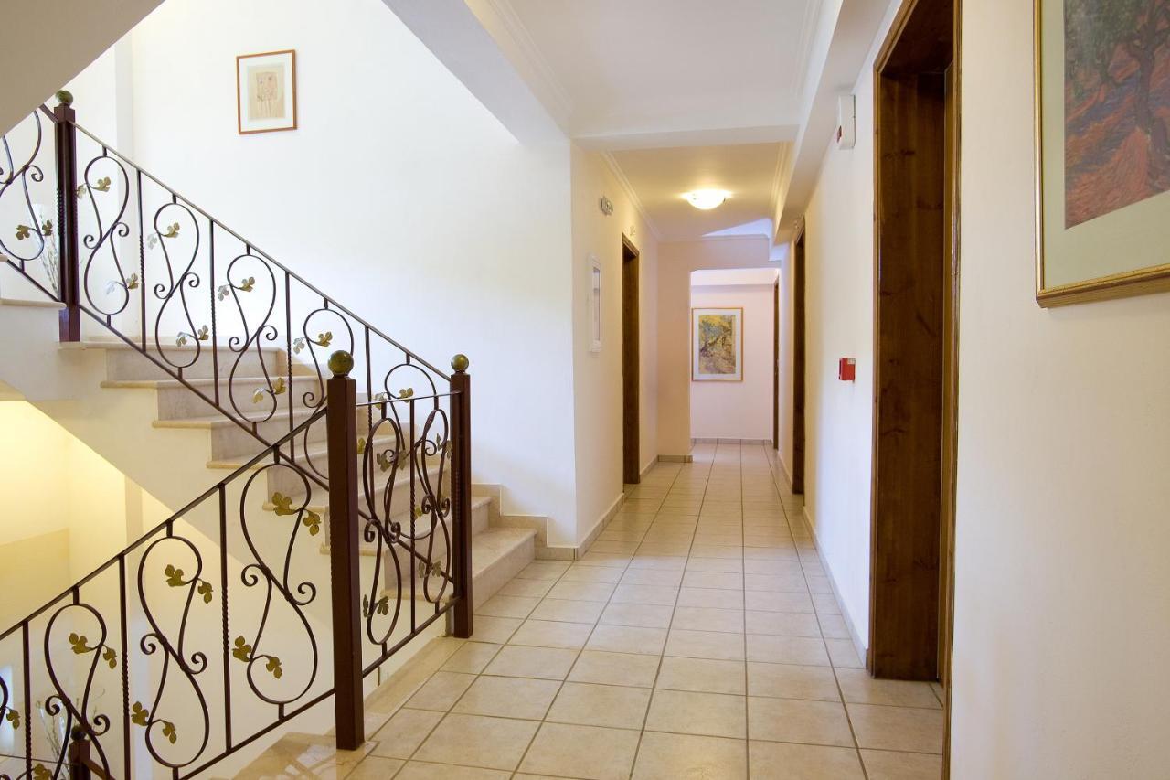 Hotel Grand Nefeli Vasiliki Exterior foto